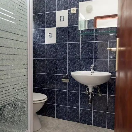 In With Sea View, Balcony, Air Conditioning, Wi-fi *